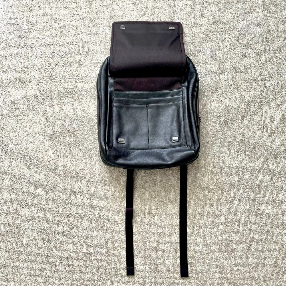 American Tourister Infinity Backpack ๐ - Picture 3 of 10